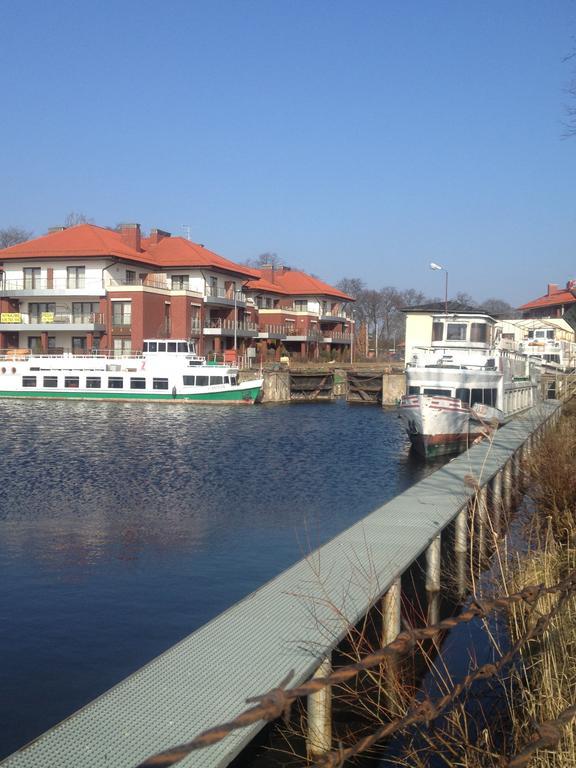 Willa Port Rezydencje Ostróda Exterior foto